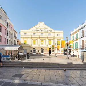 https://teatro-plaza-apartments.hotelsinnerja.org